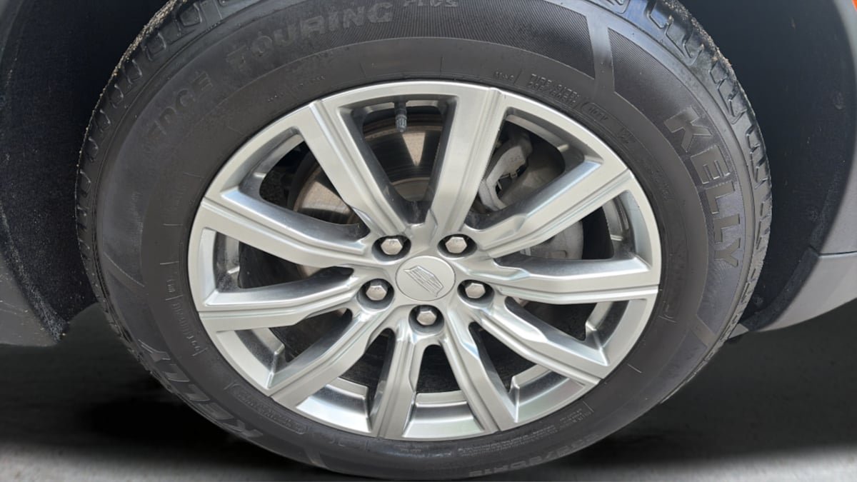 Used 2022 Cadillac XT4 Premium Luxury w/ Cold Weather Package AWD/4WD image 22