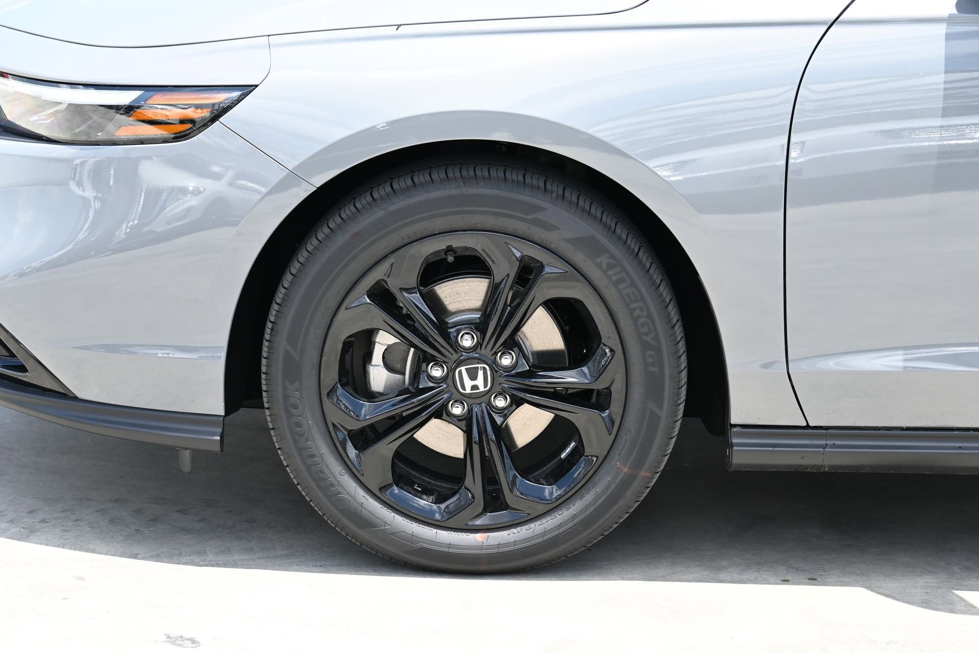 New 2025 Honda Accord SE image 33