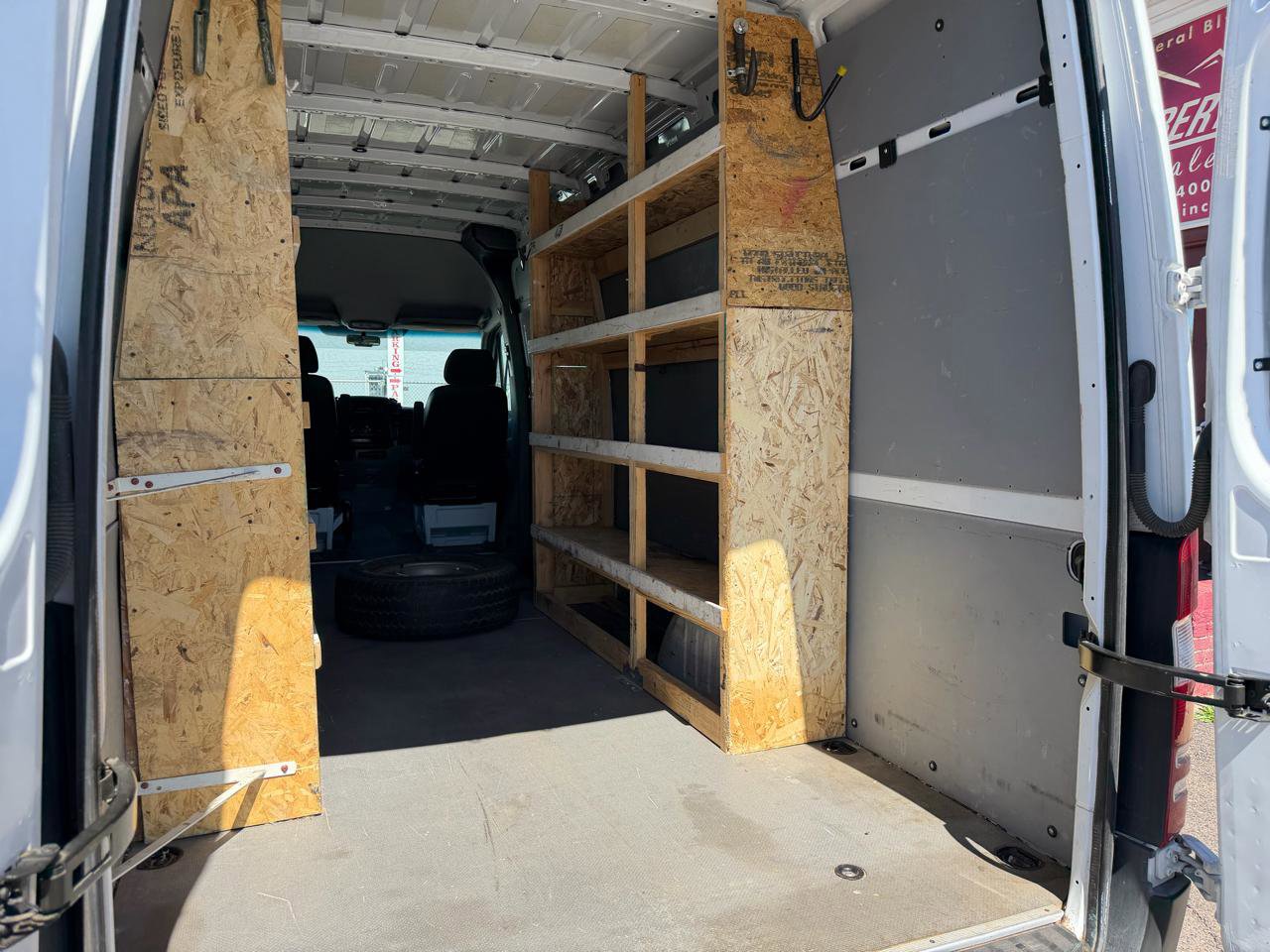 Used 2011 Mercedes-Benz Sprinter 2500 image 23