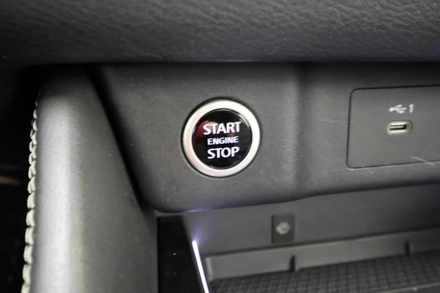 Used 2022 Nissan Rogue Platinum w/ Head-Up Display Package image 18