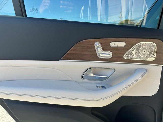 New 2026 Mercedes-Benz GLS 450 4MATIC image 17