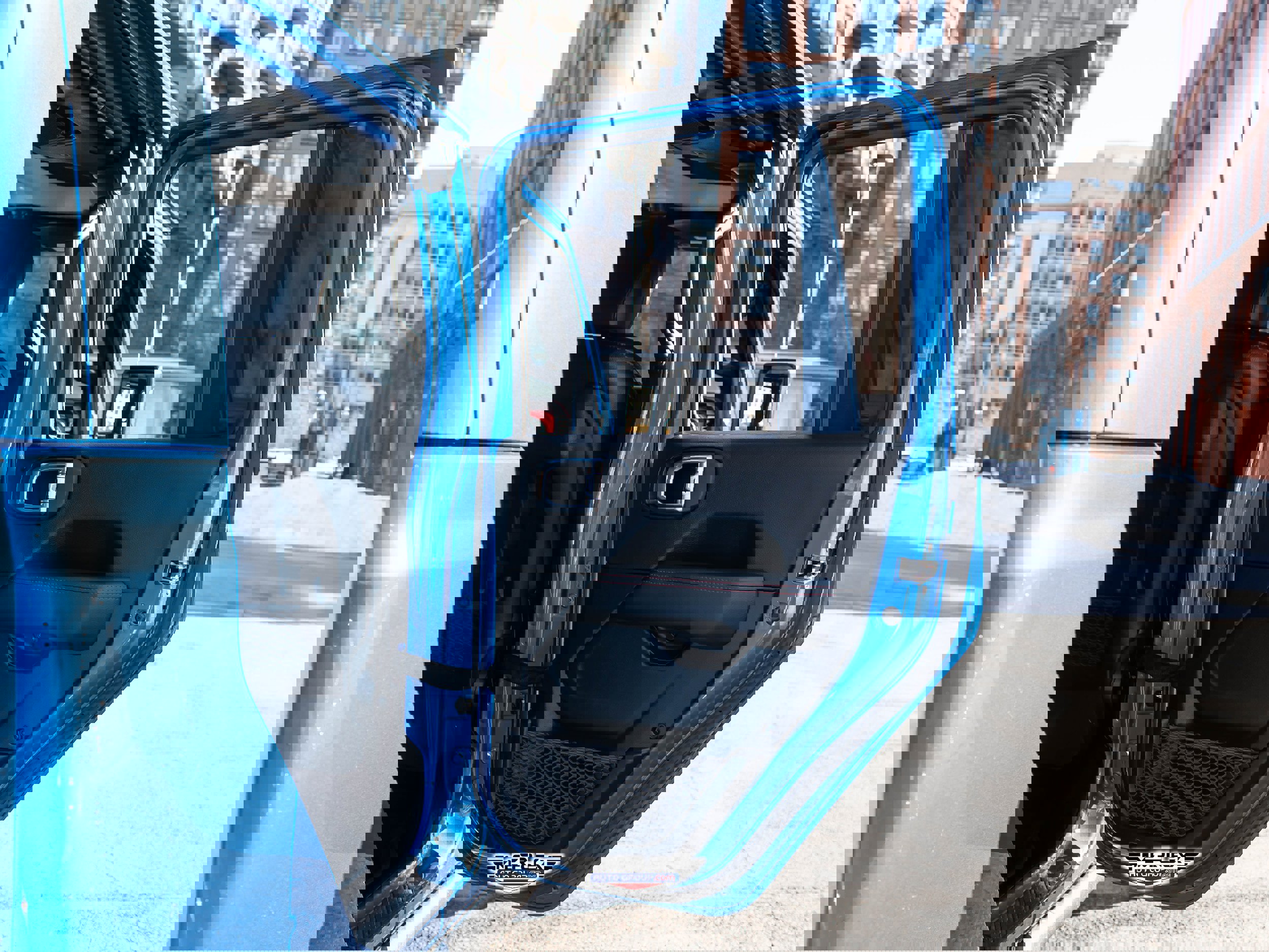 Used 2023 Jeep Gladiator Rubicon w/ Cold Weather Group image 44