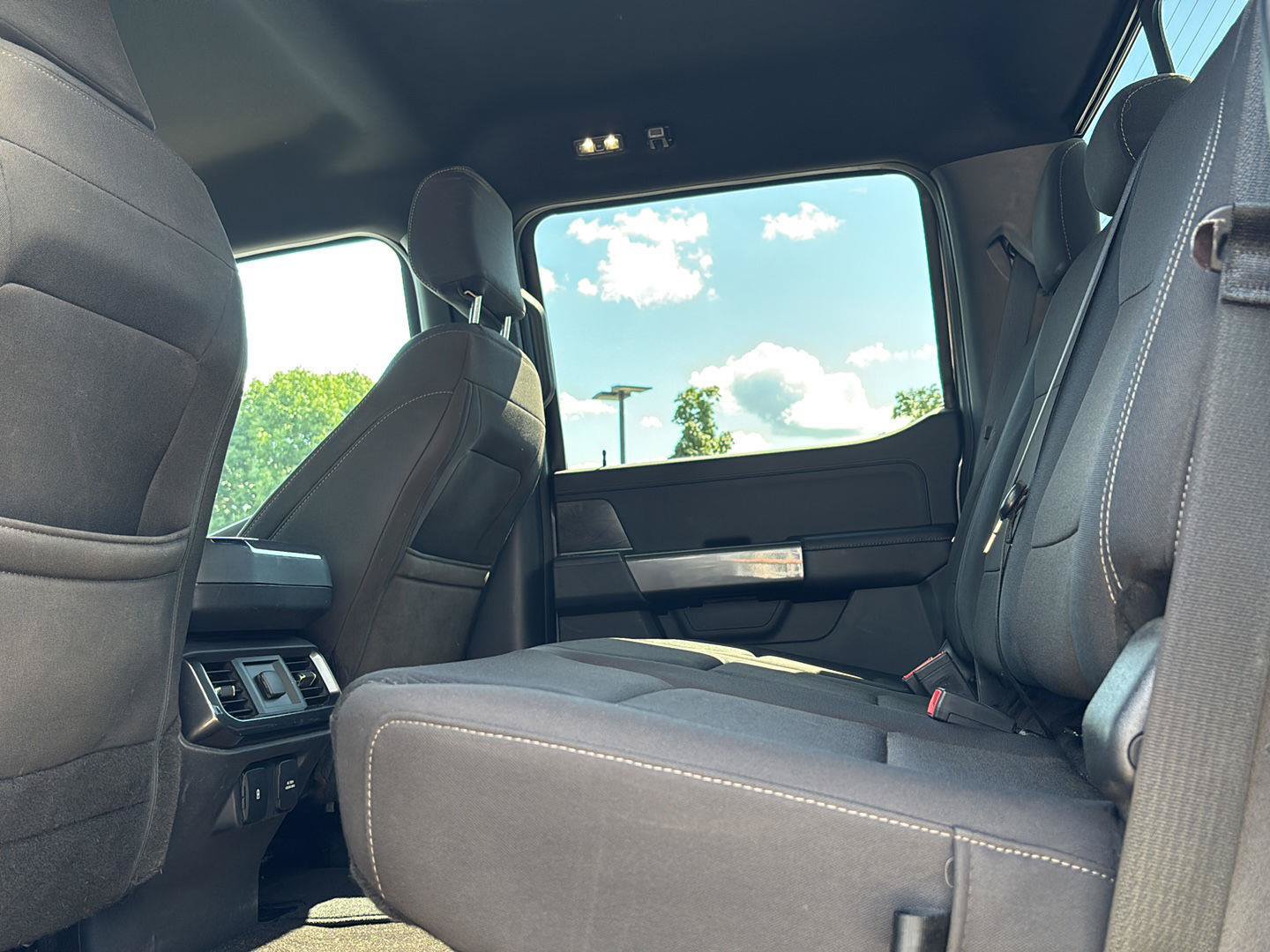 Used 2022 Ford F150 XLT w/ Equipment Group 302A High AWD/4WD image 23