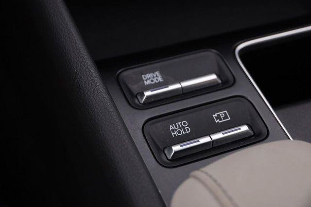 Used 2025 Hyundai Sonata SEL FWD image 20