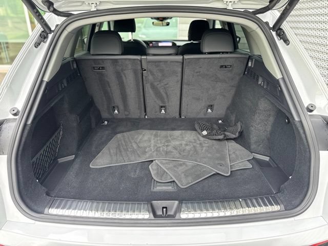 Certified 2025 Audi Q5 Premium w/ Convenience Package AWD/4WD image 17