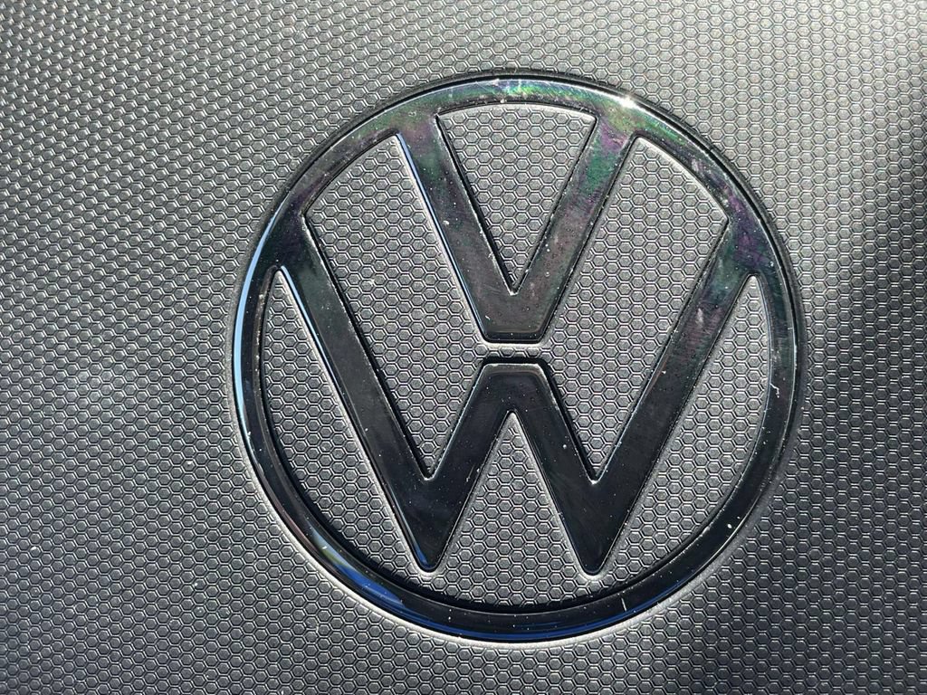 Certified 2023 Volkswagen Taos SE w/ Black Wheel Package AWD/4WD image 29
