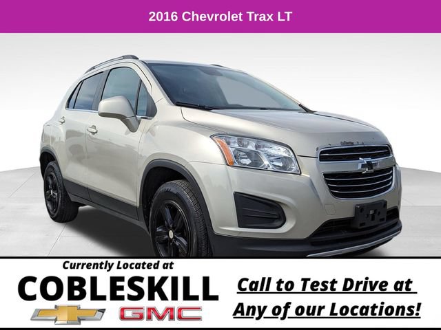 Used 2016 Chevrolet Trax LT w/ LT Convenience Package AWD/4WD image 1