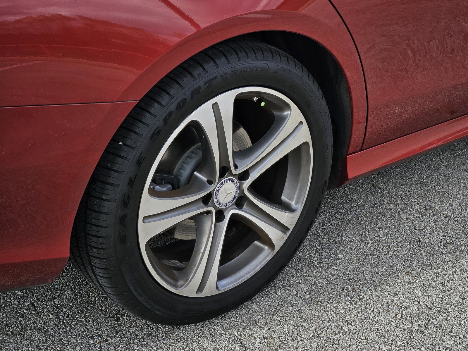 Used 2017 Mercedes-Benz E 300 image 9