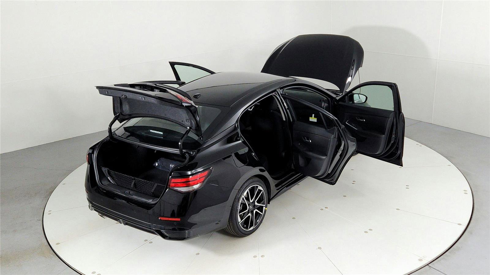 Used 2024 Nissan Sentra SR w/ Trunk Package FWD image 54