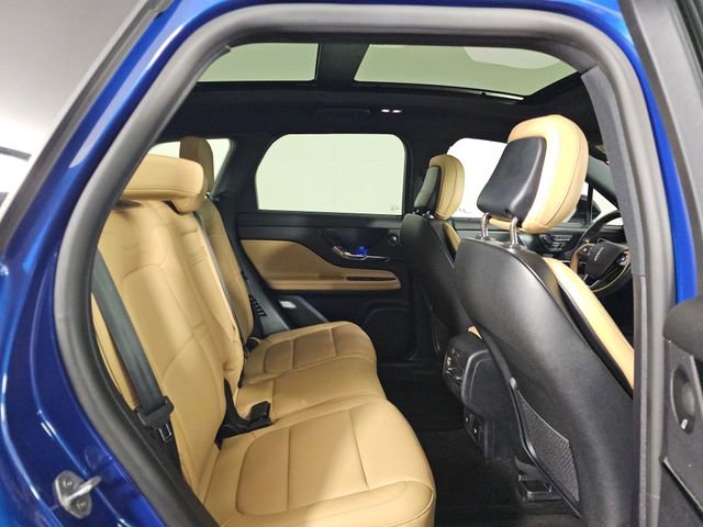 Used 2020 Lincoln Corsair Reserve w/ Equipment Group 202A image 14