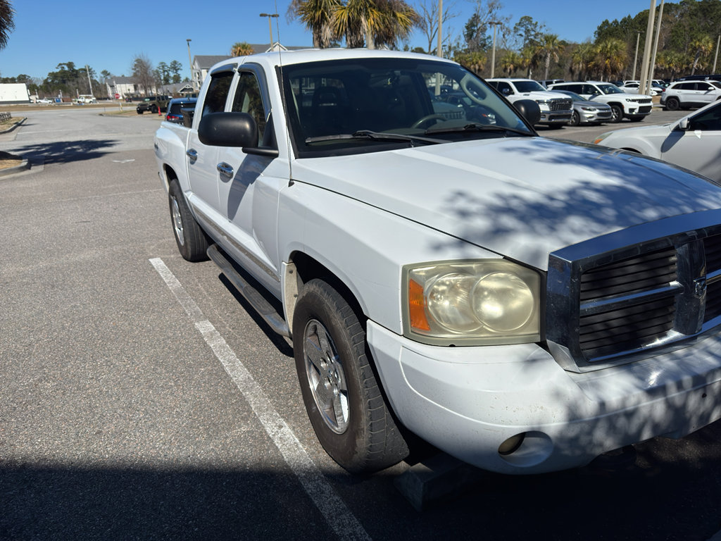 Used 2005 Dodge Dakota Laramie w/ Trailer Tow Group image 2