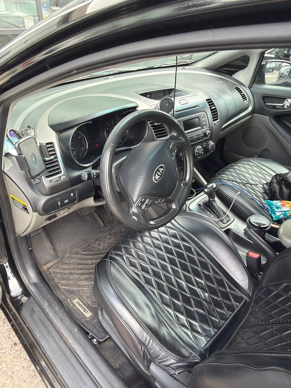 Used 2014 Kia Forte LX w/ Popular Package FWD image 7