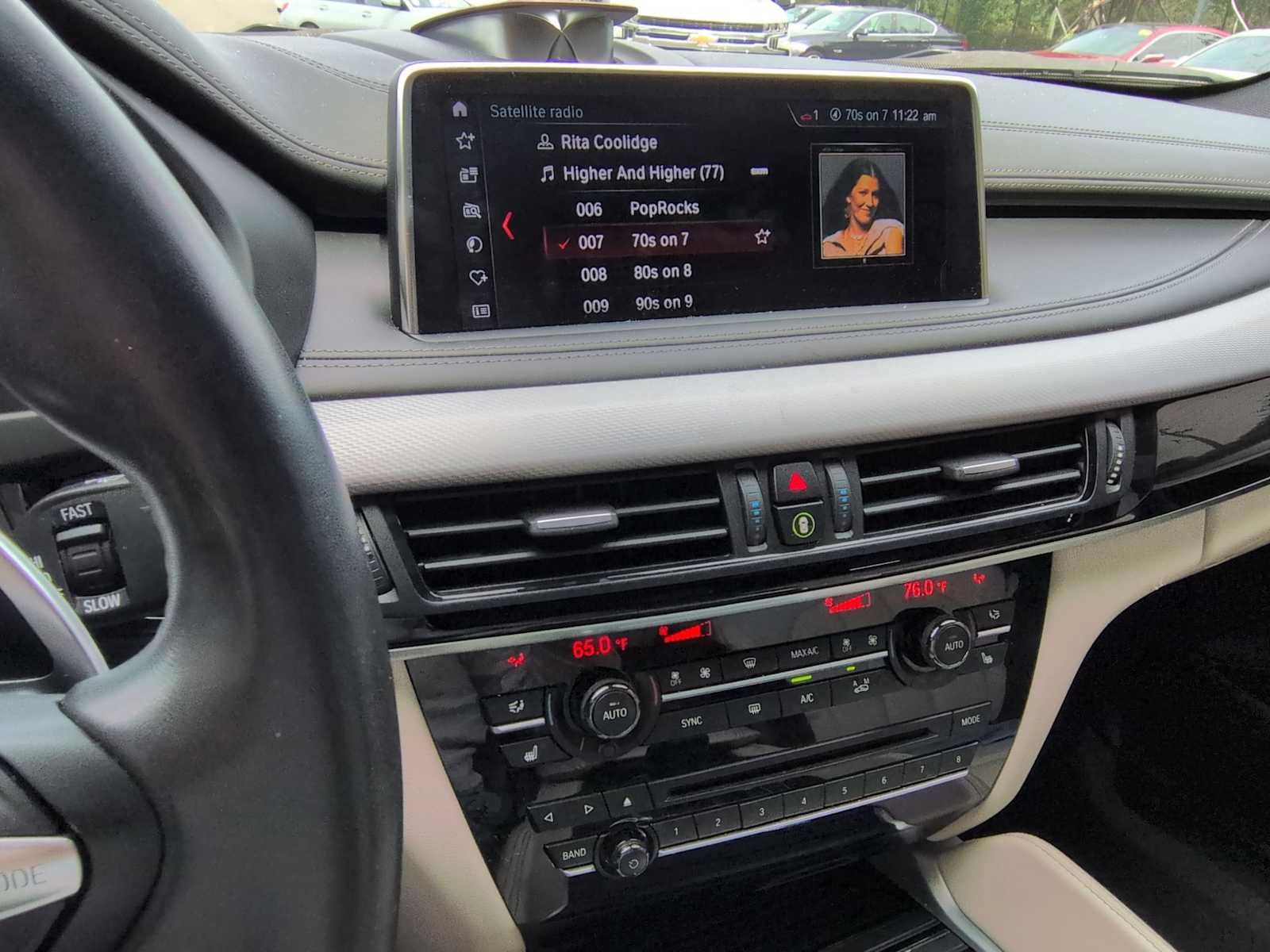Used 2019 BMW X6 xDrive50i w/ M Sport Package AWD/4WD image 30