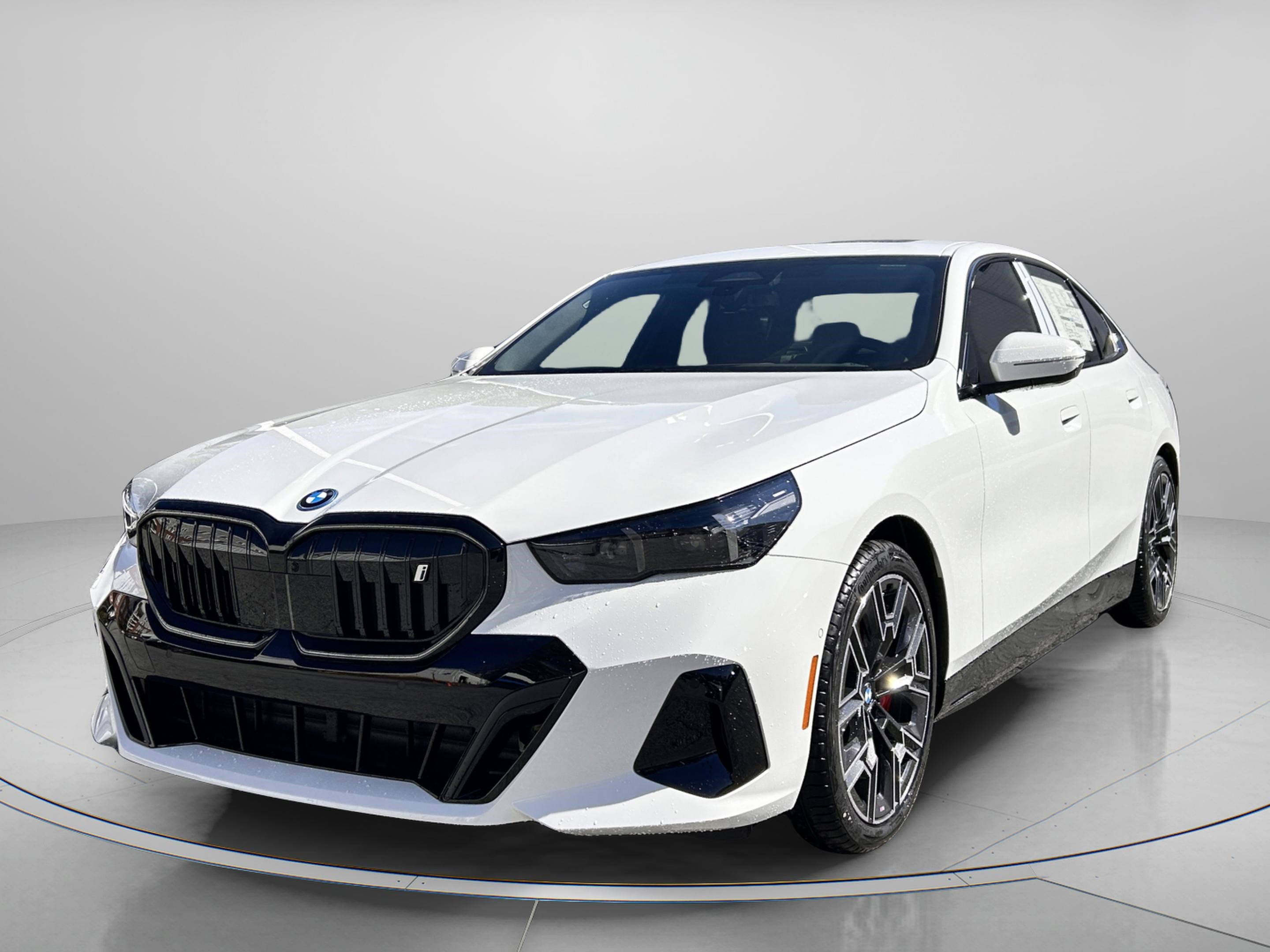 Used 2026 BMW i5 eDrive40 w/ M Sport Package image 2