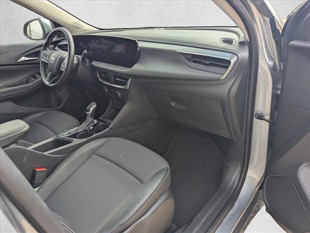 Used 2025 Buick Encore GX Preferred FWD image 15