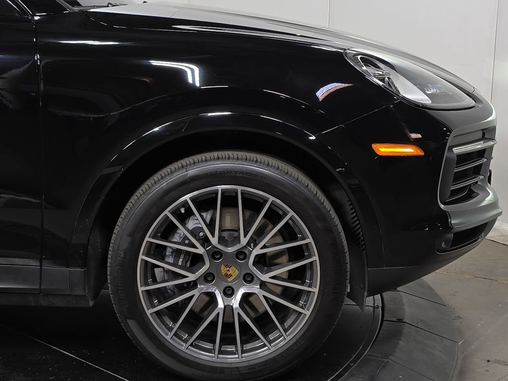 Certified 2021 Porsche Cayenne Coupe image 11
