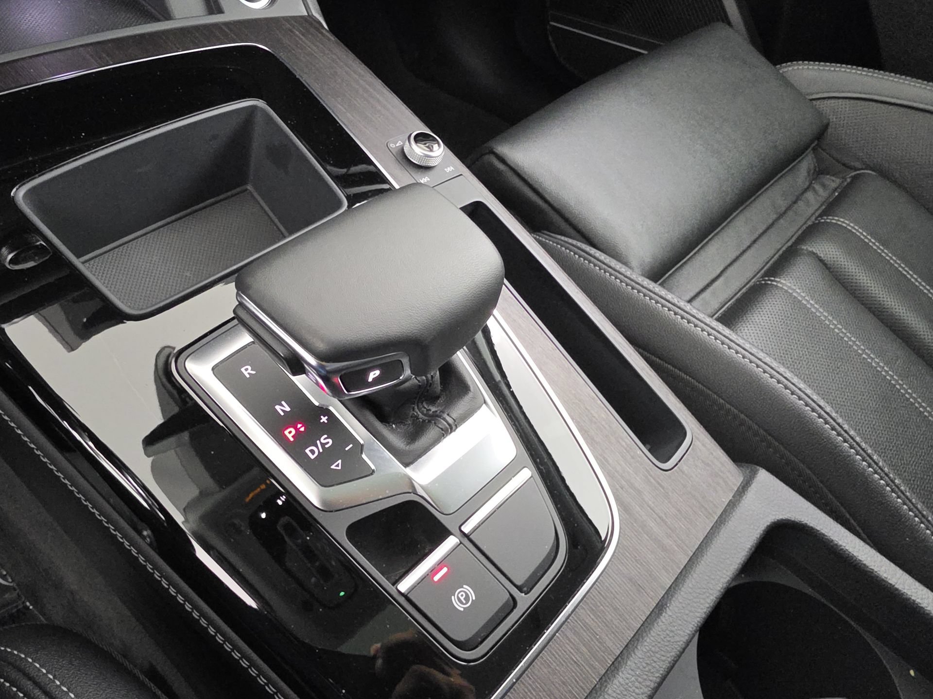 Certified 2024 Audi Q5 2.0T Premium Plus AWD/4WD image 33