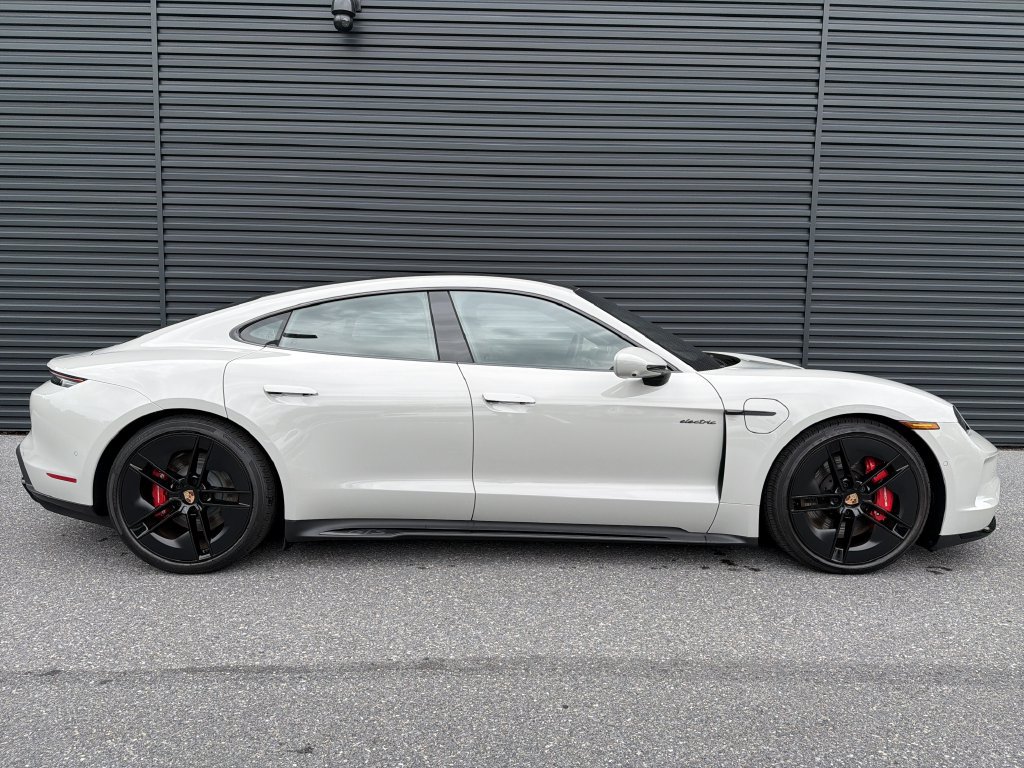 New 2026 Porsche Taycan GTS AWD/4WD image 6