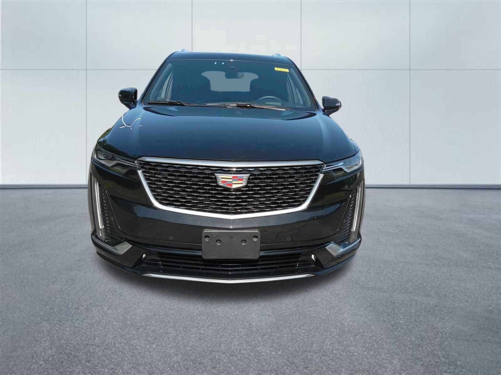 Used 2023 Cadillac XT6 Premium Luxury w/ Technology Package AWD/4WD image 5