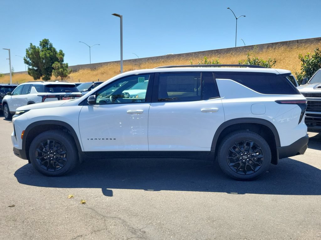 New 2026 Chevrolet Traverse LT w/ Midnight/Sport Edition FWD image 26
