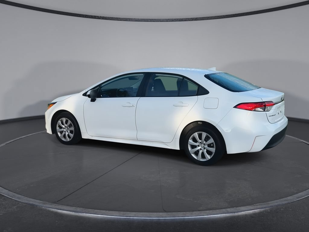 Used 2024 Toyota Corolla LE FWD image 6