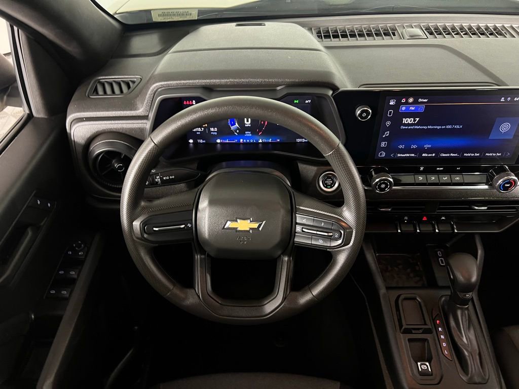 Used 2024 Chevrolet Colorado W/T image 15