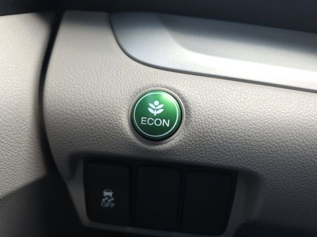 Used 2013 Honda CR-V LX image 9