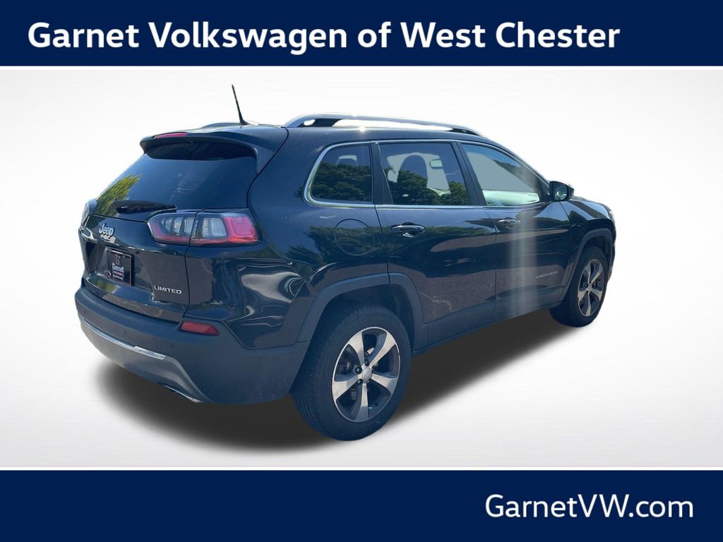 Used 2019 Jeep Cherokee Limited AWD/4WD image 5