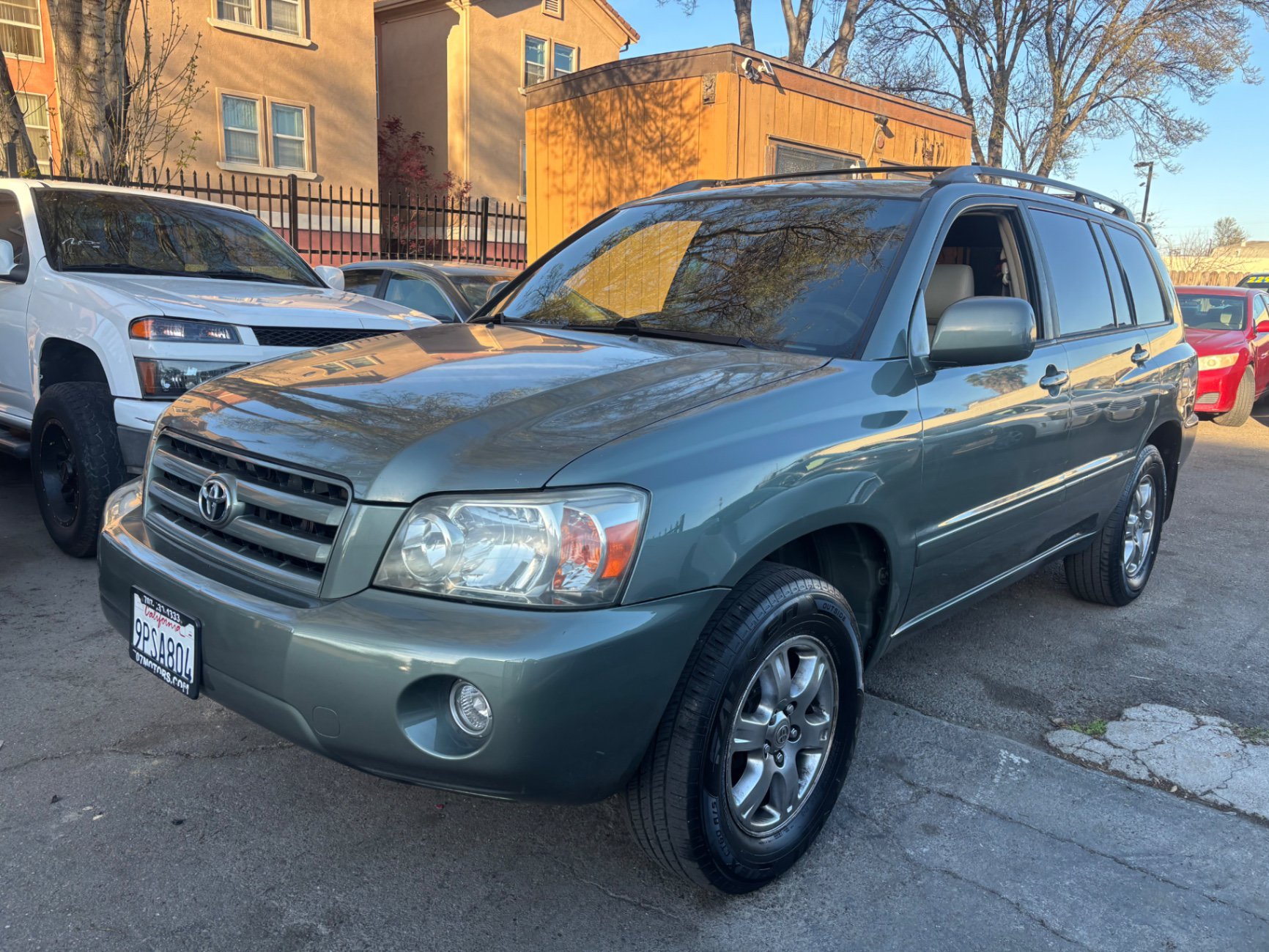 Used 2004 Toyota Highlander 4WD V6 image 1