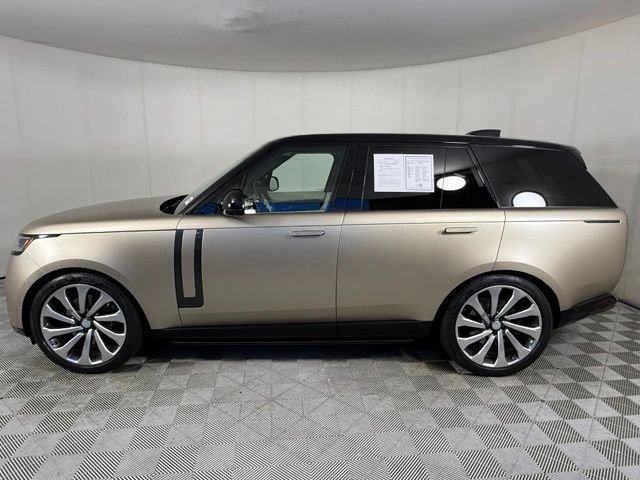 Used 2025 Land Rover Range Rover Autobiography AWD/4WD image 3
