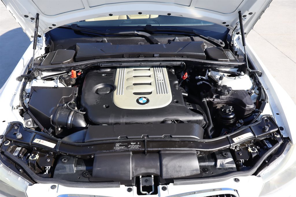 Used 2009 BMW 335d Sedan image 31