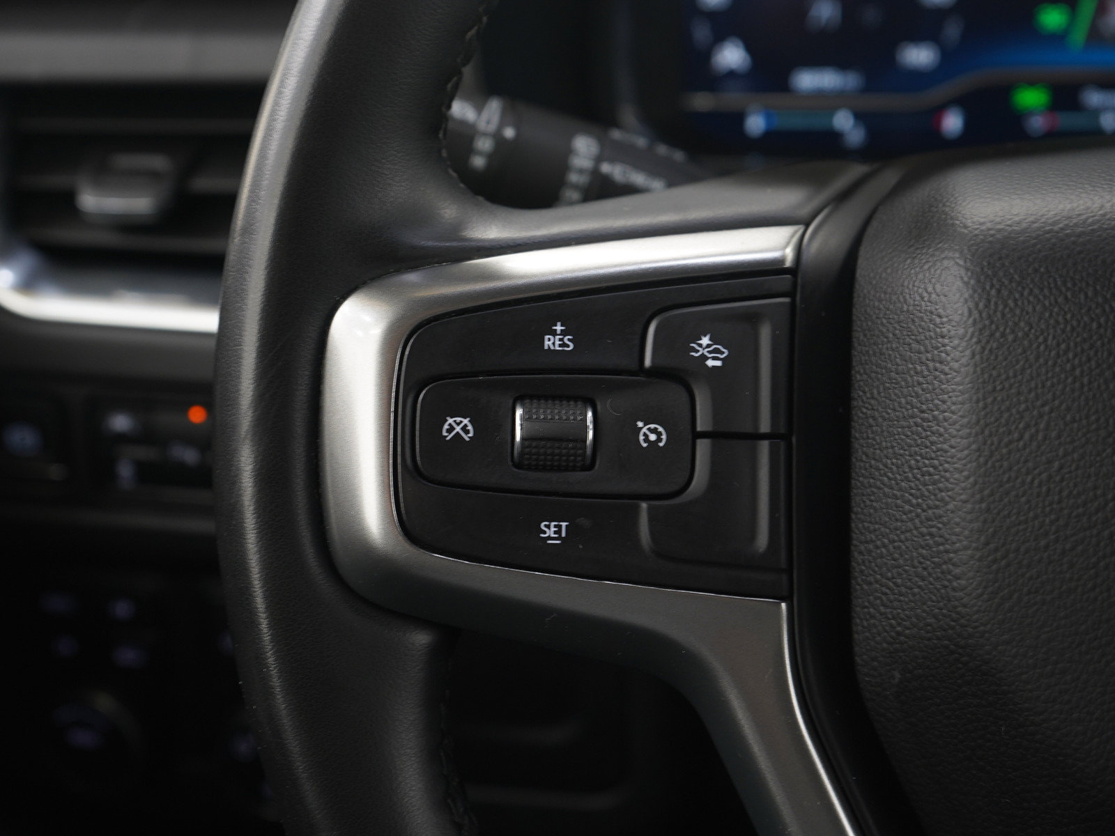 Used 2023 Chevrolet Tahoe LT AWD/4WD image 28