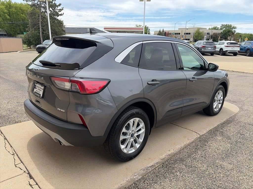 Used 2022 Ford Escape SE w/ Convenience Package AWD/4WD image 8
