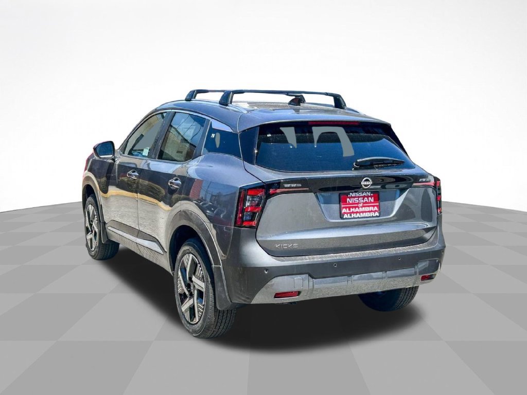 New 2026 Nissan Kicks SV w/ Charging Package FWD image 9