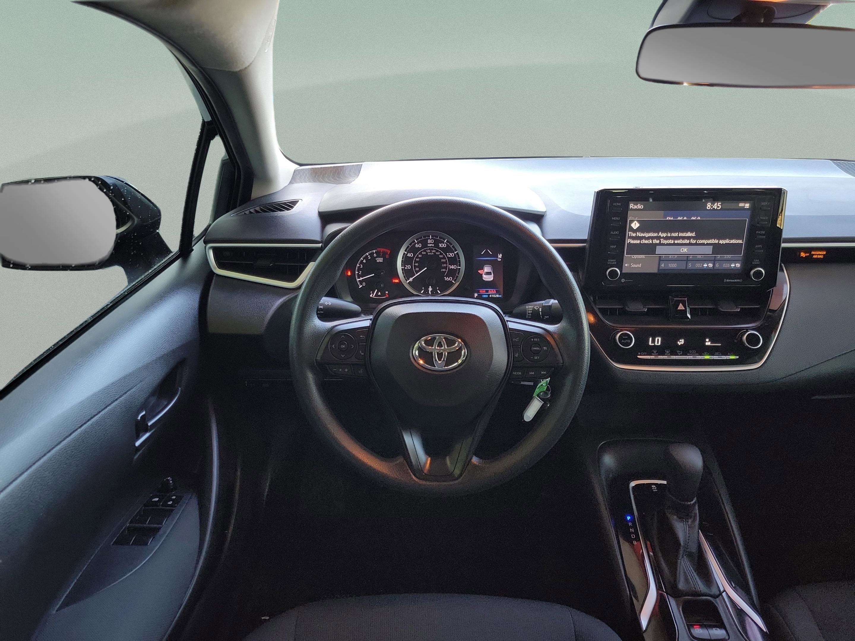 Used 2022 Toyota Corolla LE FWD image 15
