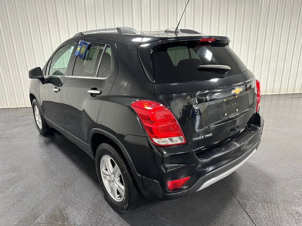 Used 2017 Chevrolet Trax LT w/ LT Convenience Package image 3