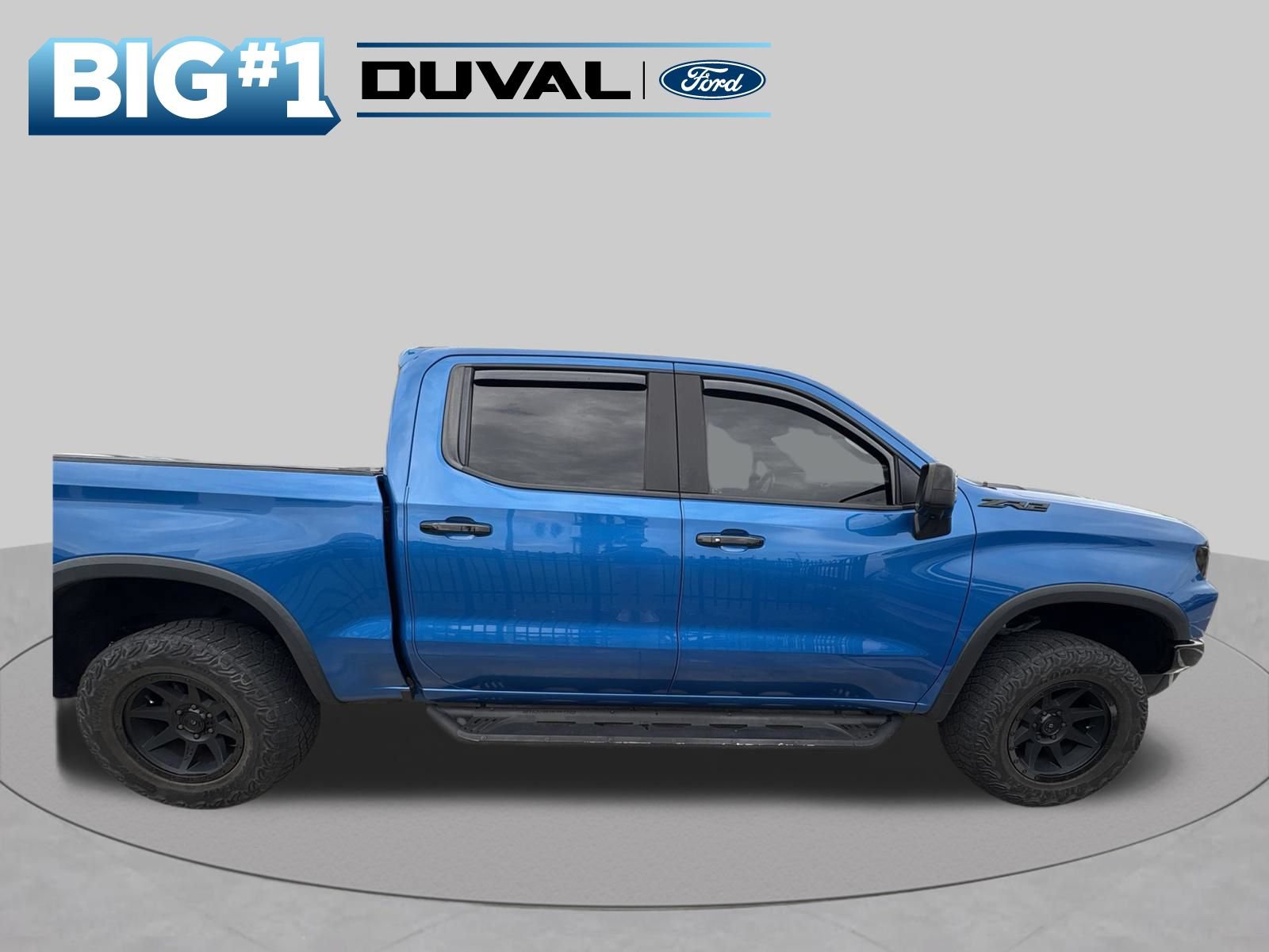 Used 2022 Chevrolet Silverado 1500 ZR2 w/ Technology Package AWD/4WD image 4