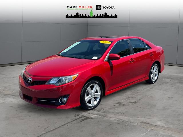 Used 2014 Toyota Camry SE w/ Moonroof Package FWD 360° Tour