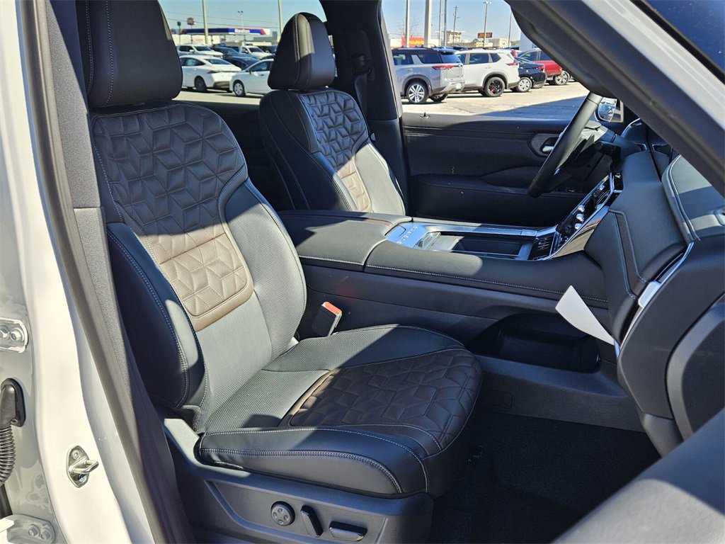 New 2026 Nissan Armada Platinum image 16