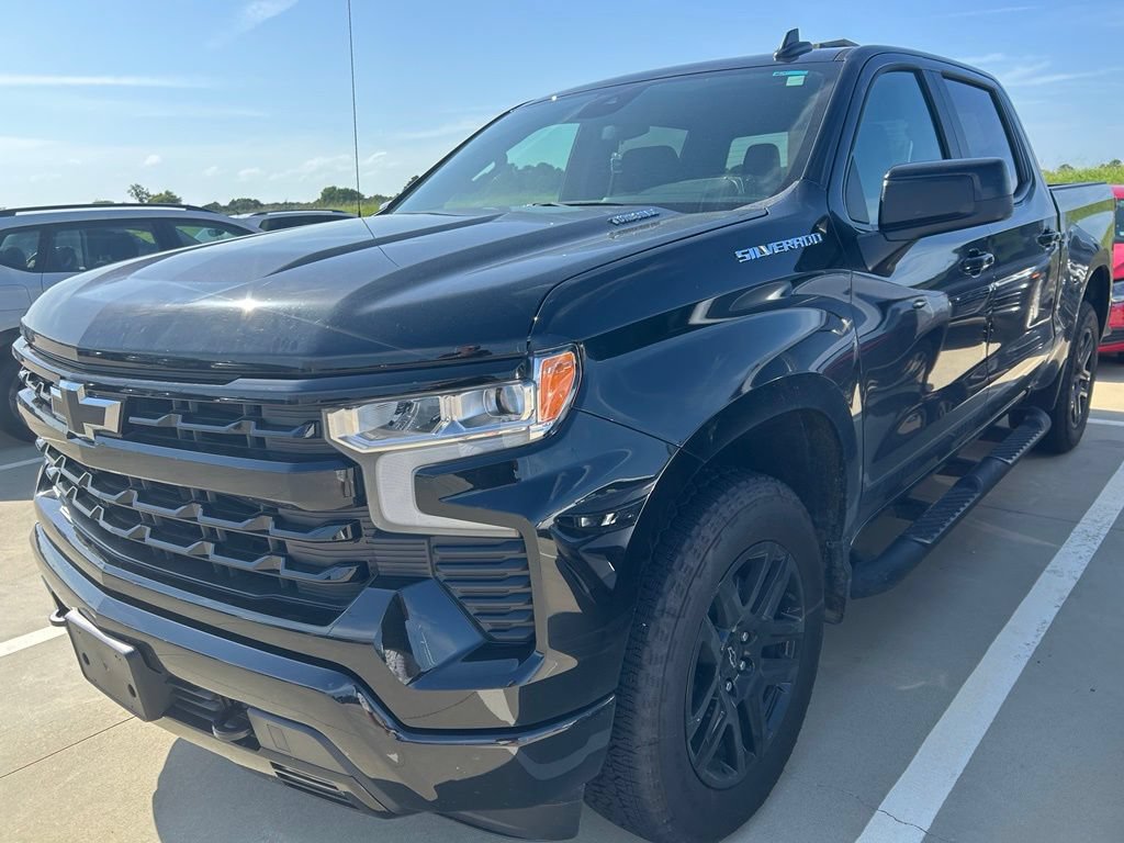 Used 2026 Chevrolet Silverado 1500 RST w/ RST Select Package RWD image 13