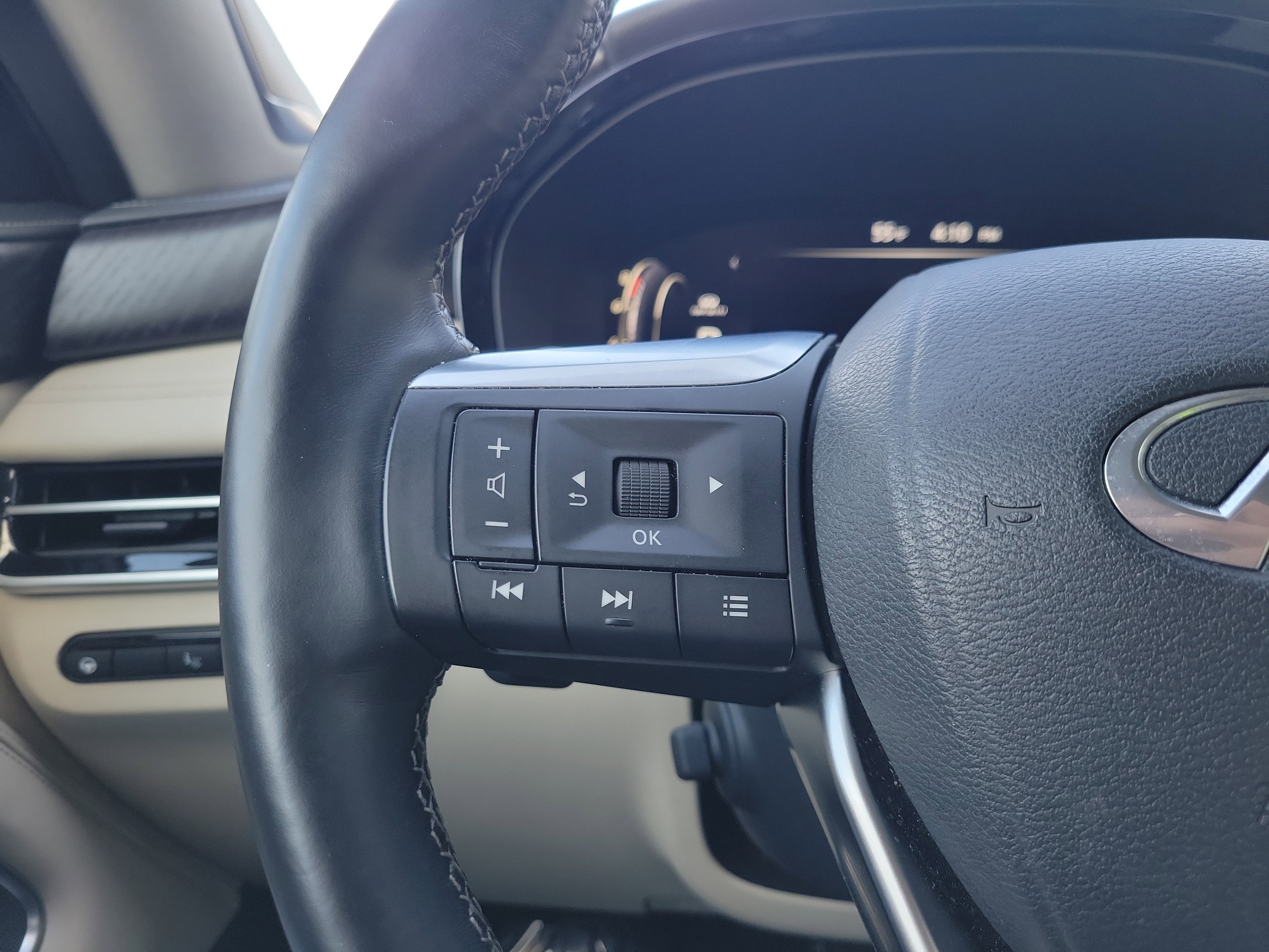 Certified 2023 INFINITI QX60 Sensory w/ Vision Package image 29