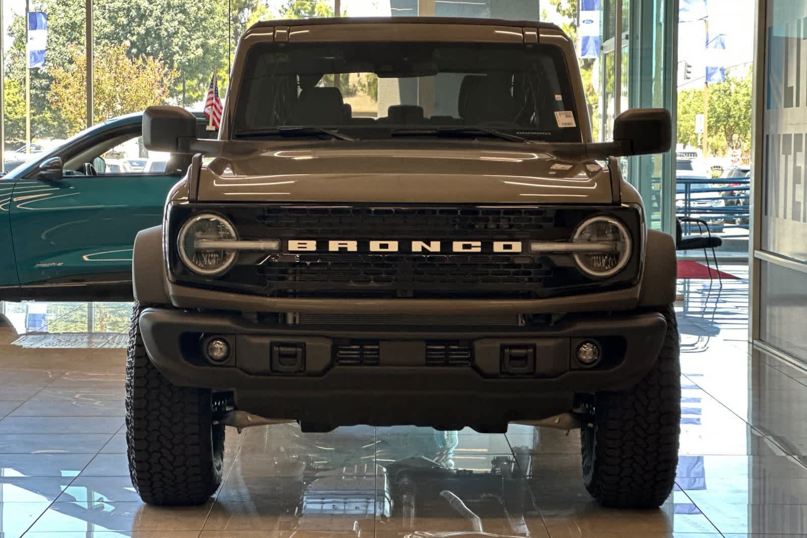 New 2026 Ford Bronco Badlands w/ Wildtrak Package AWD/4WD image 11