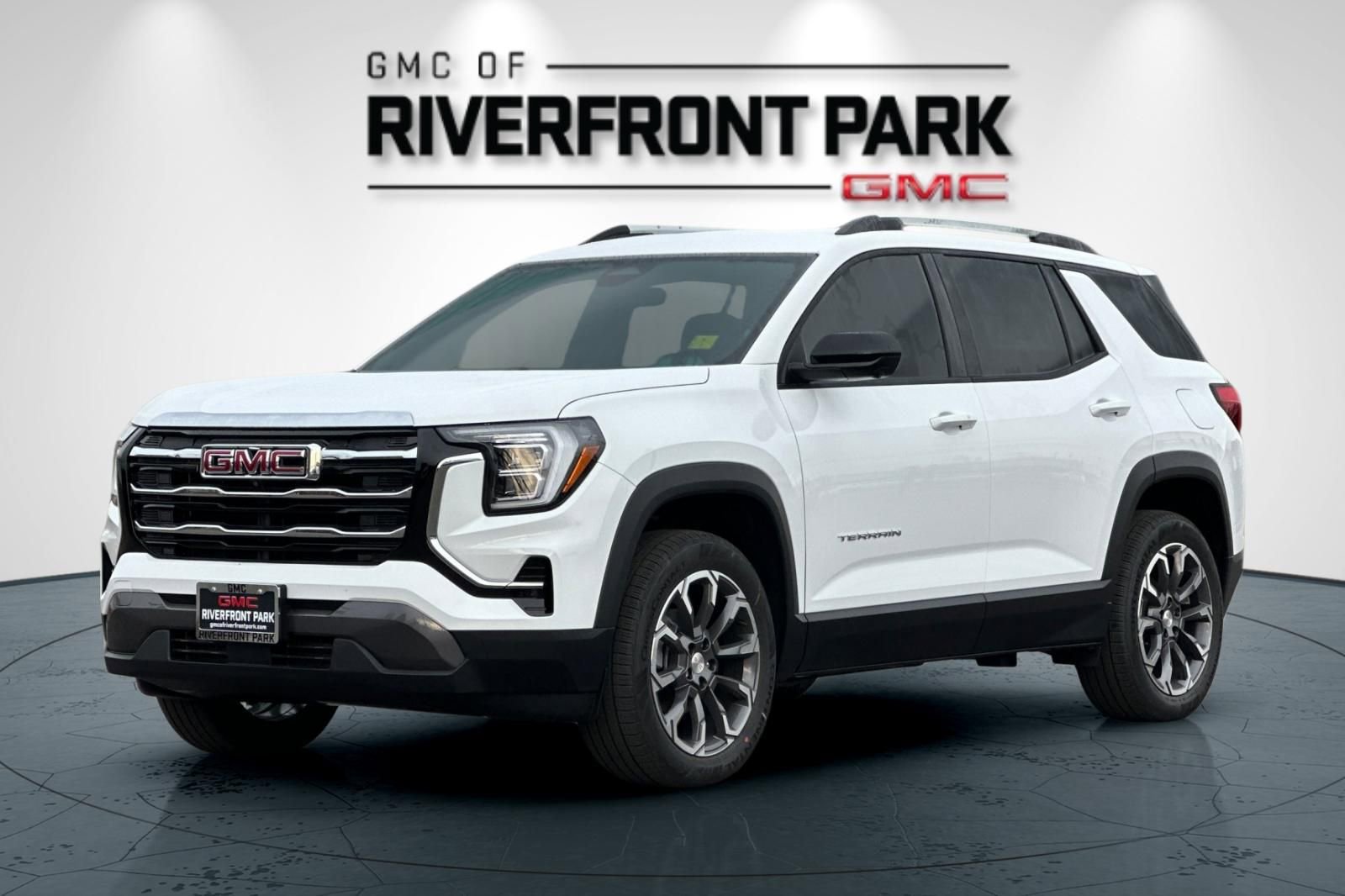 New 2026 GMC Terrain Elevation w/ Elevation Premium Package AWD/4WD image 7