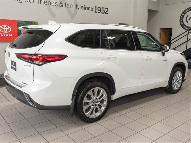 Used 2020 Toyota Highlander Limited w/ Protection Package #3 AWD/4WD image 24