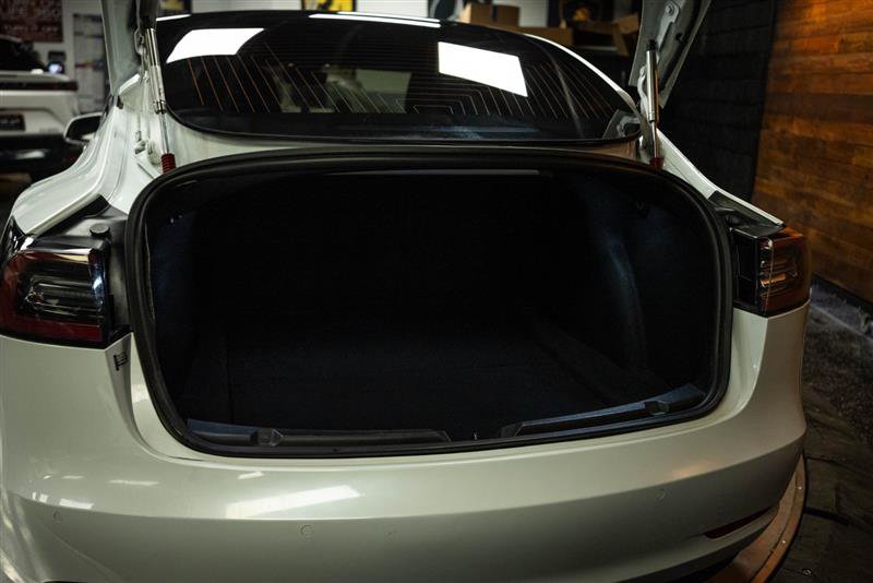 Used 2018 Tesla Model 3 Long Range image 7