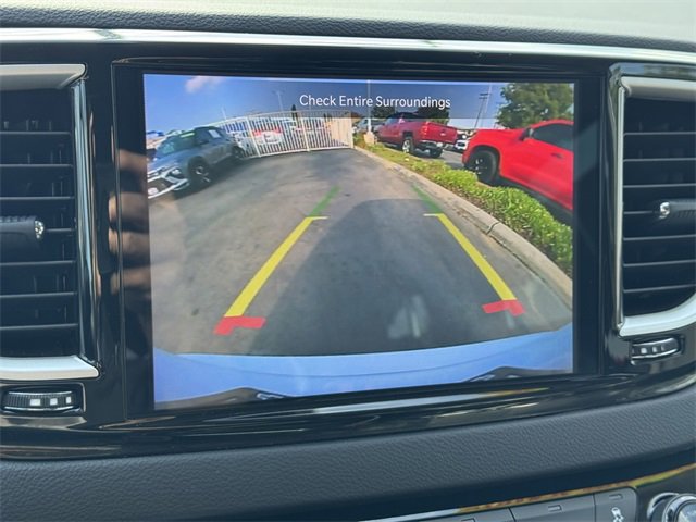 Used 2022 Chrysler Pacifica Touring-L image 14