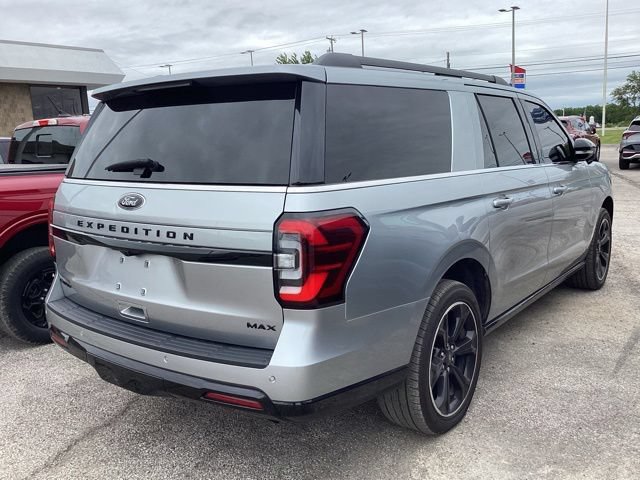 Used 2024 Ford Expedition Max Limited AWD/4WD image 10
