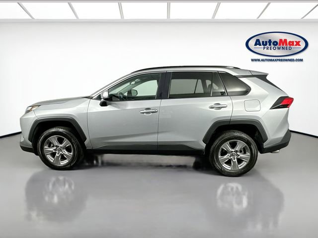 Used 2024 Toyota RAV4 XLE FWD image 8