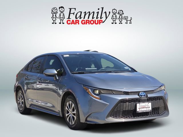 Used 2022 Toyota Corolla LE image 2