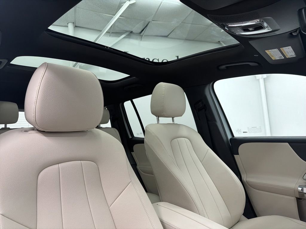 New 2026 Mercedes-Benz GLB 250 image 29